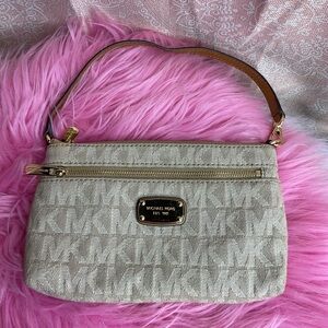 Michael Kors Jet Set Mini Purse/ Wristlet